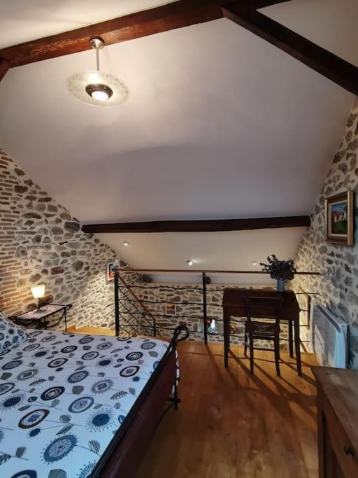 La Petite Porcherie Ladignac-le-Long Kültér fotó
