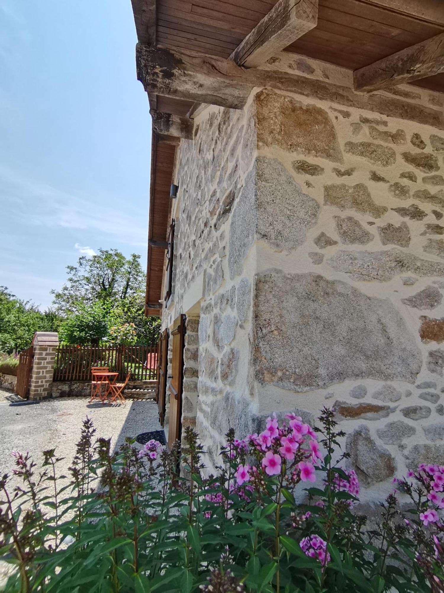 La Petite Porcherie Ladignac-le-Long Kültér fotó